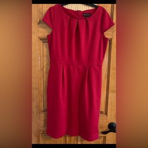 Women dress by Dana Buchman In Red  Size 8 Used